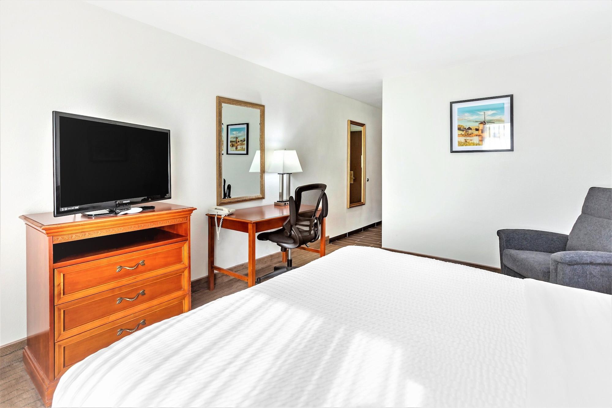 Holiday Inn Ontario By Ihg Exterior photo