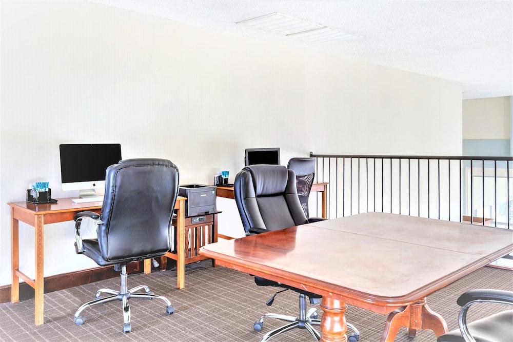 Holiday Inn Ontario By Ihg Exterior photo